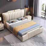 ベッドフレーム セミダブル ダブル クイーン キング 縦チャンネル×ダイヤモンドキルト ウィング型 ゴールドアクセント フルレザー 厳選直輸入 REGALE｜Luxe Living Japan - Image 5